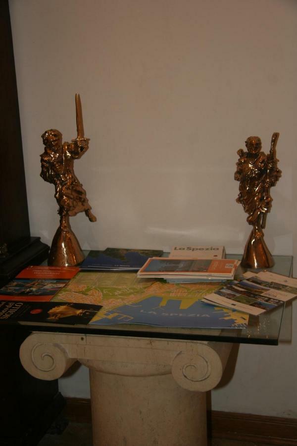 Appartamento Sculptor House La Spezia Esterno foto